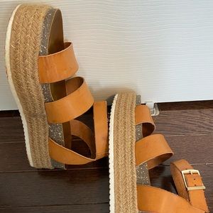 Franco Sarto platform sandals/espadrille